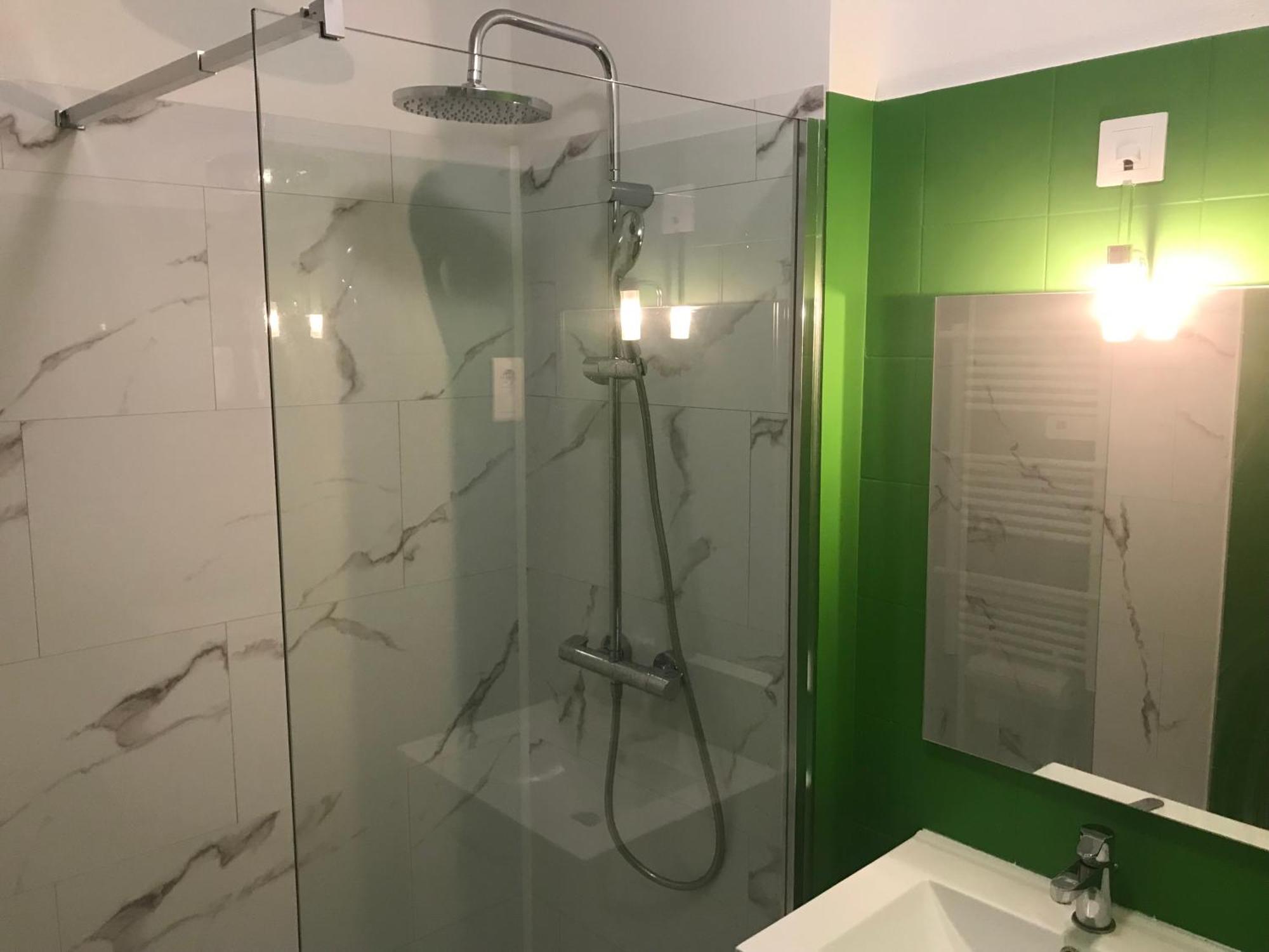 Appartement T2 De Standing Au Pied Des Plages Golfe-Juan Ngoại thất bức ảnh