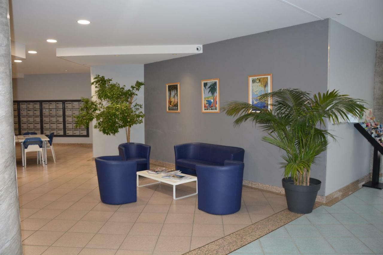 Appartement T2 De Standing Au Pied Des Plages Golfe-Juan Ngoại thất bức ảnh