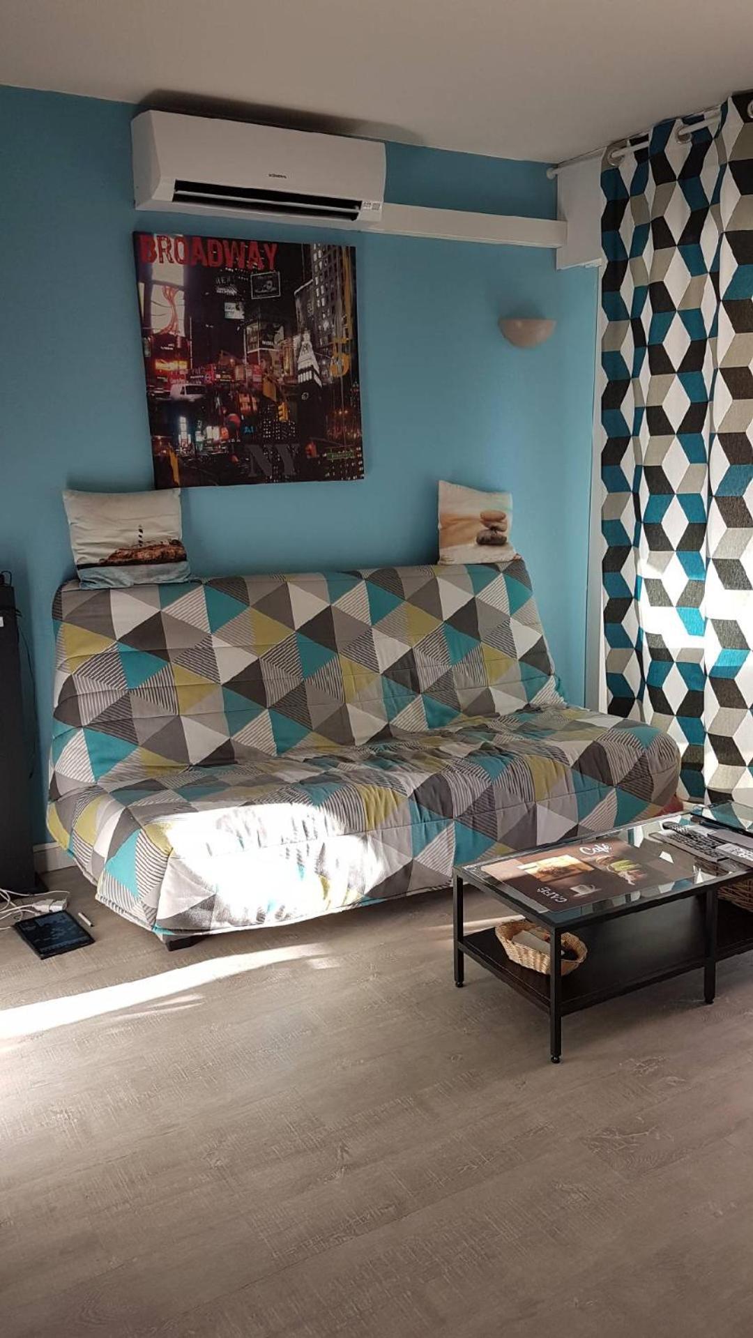 Appartement T2 De Standing Au Pied Des Plages Golfe-Juan Ngoại thất bức ảnh